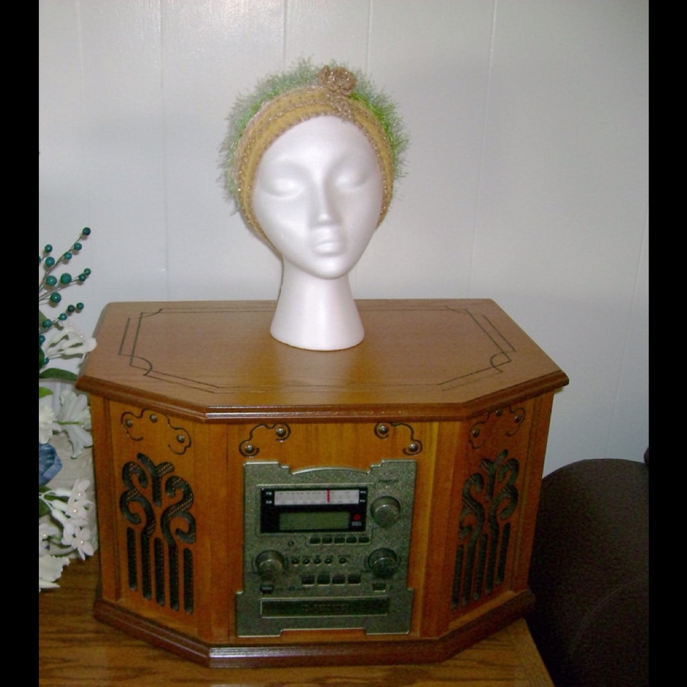 New one of a kind, fun fur hat
